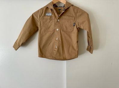 DKNY boys hooded overshirt / lightweight jacket