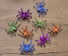 Set of 8 sparkly spiders
