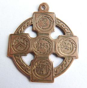 1945 All-Ireland History (G.A.A.) Gold 9Ct Medal: G.A.A. Kildare Clane