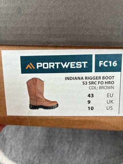 Rigger boots size 9