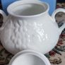 Wedgwood Strawberry and Vine Image 5