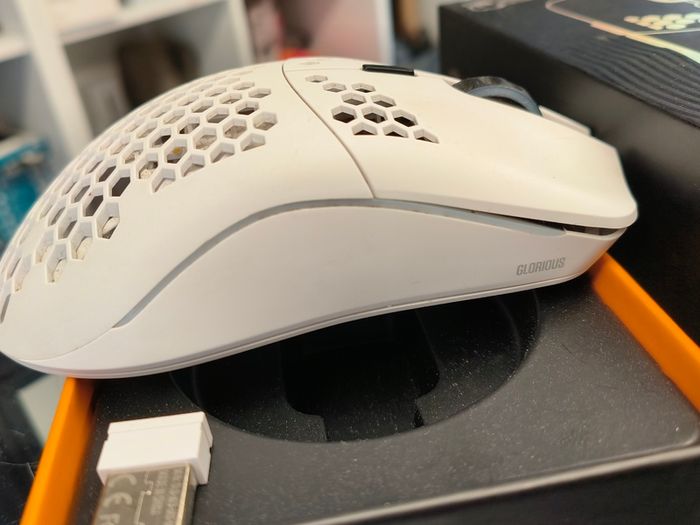 Glorious Gaming Model D Wireless Gaming Mouse - 69g Superlight, Lag Free 2.4Ghz Wireless, RGB, BAMF Sensor, Ergonomic, 6 Buttons - White | Lag free connectivity, advanced BAMF sensor, long battery life, PTFE sliders, beehive format, vivid lighting (Used)