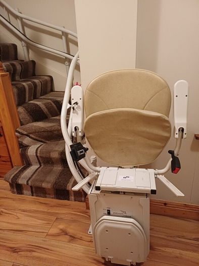 Curved Rail Stairlift