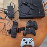 xbox one 500gb bundle, 3 controllers and games Image 2