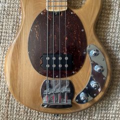 Sx Stingray bass