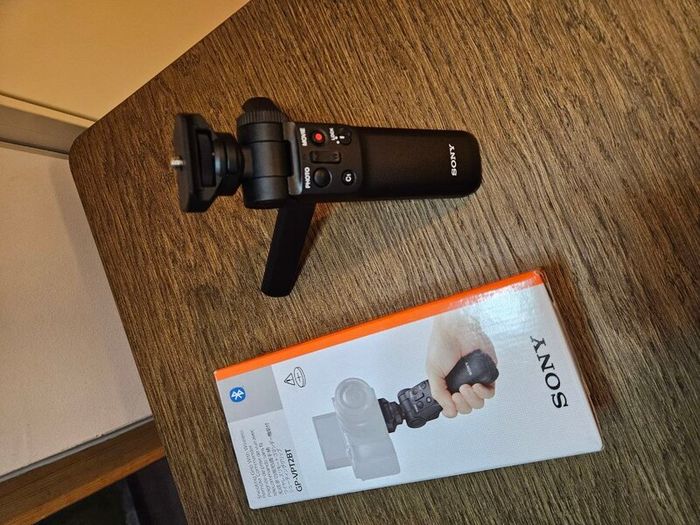 Sony ZV-E10 Vlogging Camera Bundle  Camera, Lens, Wireless Mic, Tripod/Grip