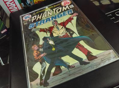 Phantom Stranger ! Issue 34 ! Bronze Age Horro Comic from 1975 ! by DC Comics !