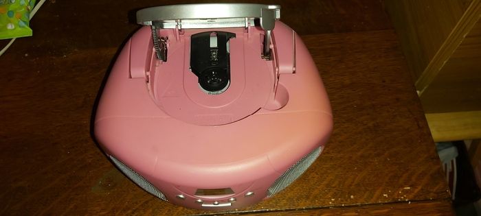 Groove Portable Radio & CD Player