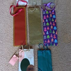 7 Bottle Gift Bags