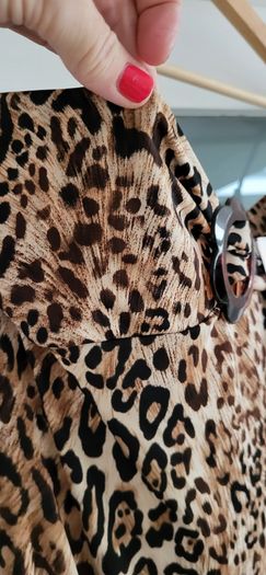 COTTON CLUB leopard print top Sz M/L (fit 12-14UK) - Bnwt