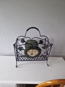 magazine / towel holder