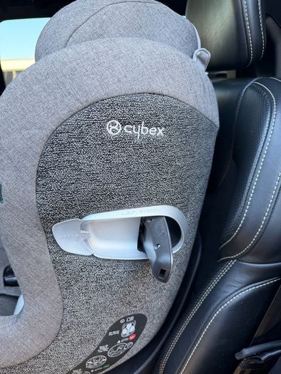 Cybex Sirona 360 rotating car seat