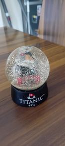 titanic snowglobe