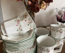 Eternal bow tea set