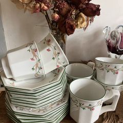 Eternal bow tea set