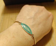Sterling silver bangle