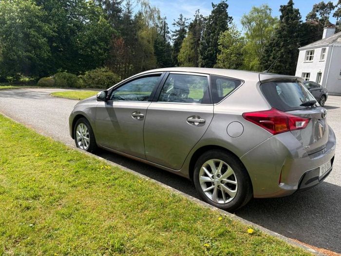 2013 Toyota Auris 1.33 Dual VVT-i Luna (High Spec)