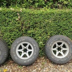 Izuzu Trooper Alloy wheels
