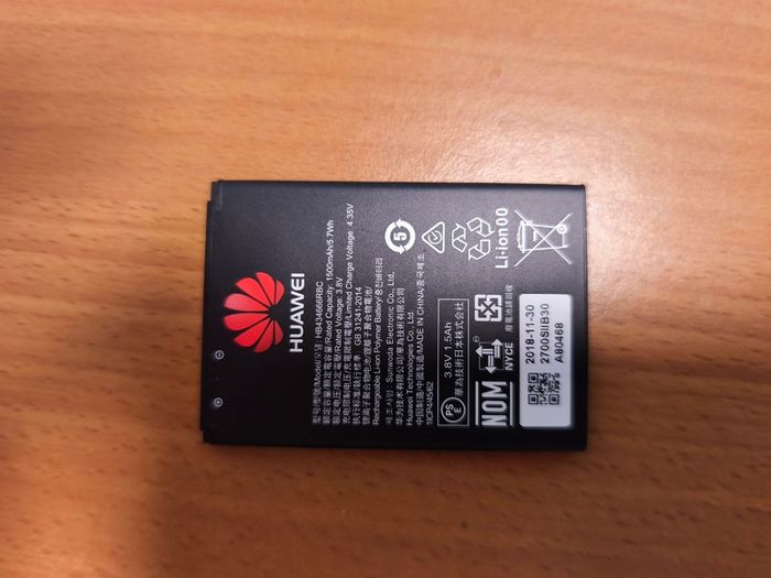 Huawei E5577-320 portable 4G WiFi modem