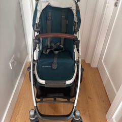 Uppababy Vista V2 in colour Finn