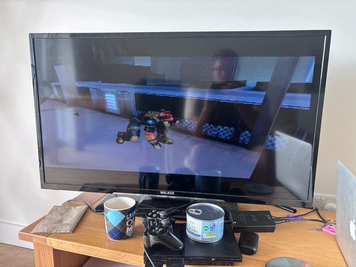 Original PS 2 Console, PS 2 games, 3 controllers as a bundle