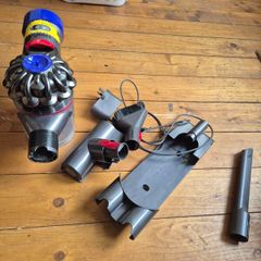 Dyson Cordless Vacuum with some Attachments - SPARES OR REPAIRS ONLY