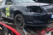 03-08 Toyota Avensis petrol t250 breaking