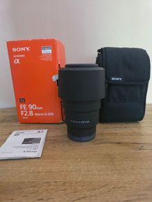 Sony FE 90mm f/2.8 Macro G OSS Lens