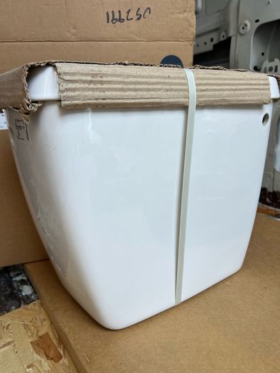 Brand New - Lecico Atlas Low Level Toilet Cistern