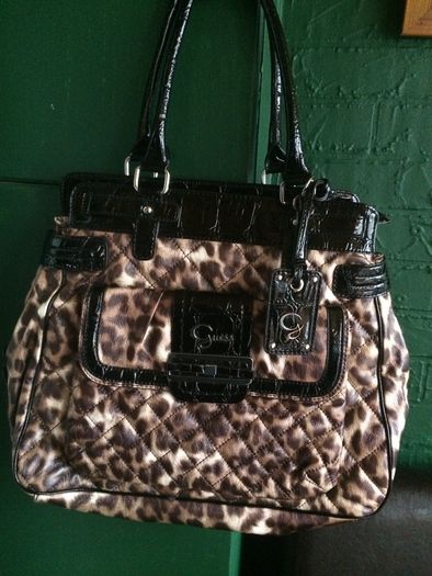Guess bag