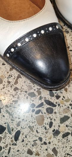 Bally Ballet pumps black white leather