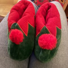 Red and green Christmas elf slippers size 7-8