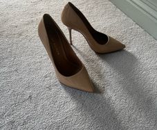 Kurt Geiger  Nude Heals Size 6