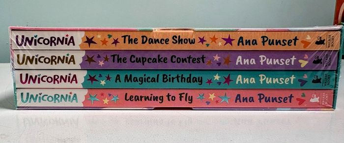 Unicornia boxed set (4 books) - brand new