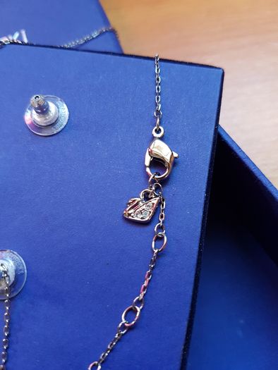 BNWT - Swarovski Scintillate Set (necklace and earrings)