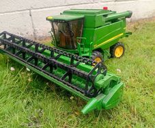 Bruder John Deere Combine Harvester