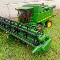 Bruder John Deere Combine Harvester