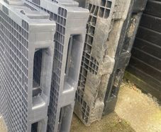 plastic pallets