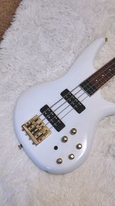 Jackson JS Series Spectra Bass JS3