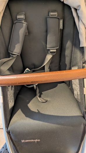 Uppababy Vista (Includes Bassinet, Rumble Seat & All Adapters)