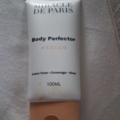 Miracle De Paris tan cream Medium colour