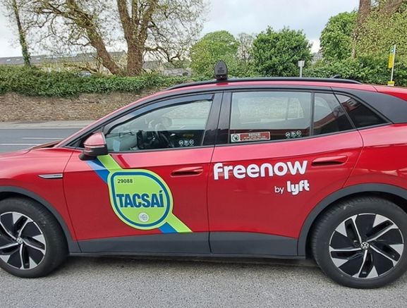 EV Taxi for rent