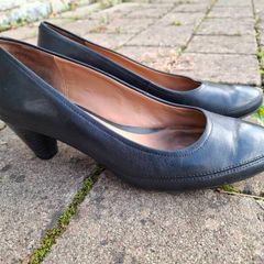 Clarks black high heel shoes UK5.5/EU39