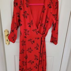 Womens Dress Size 14