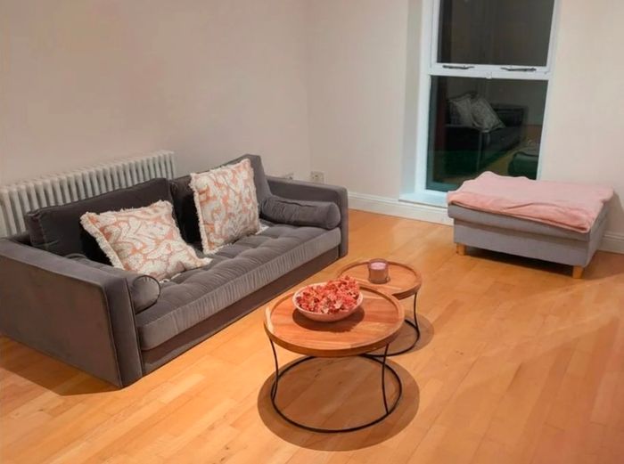 Quality Furniture Set (Sofa, Beds, Antique & More)