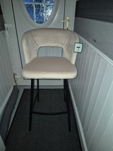Kitchen high stools x 4