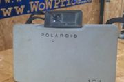 24111 Polaroid Model 104 Land Camera Automatic Instant Camera