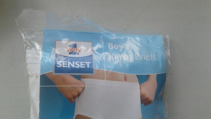 NEW 3 pairs boys incontinence briefs age 7 to 8 years