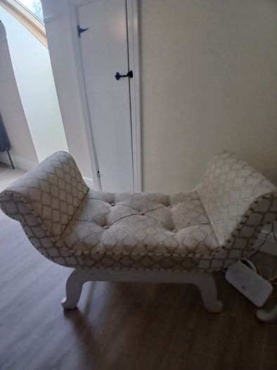 chaise