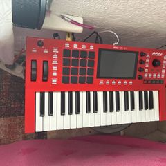 Akai Mpc Keys 37 & Extras
